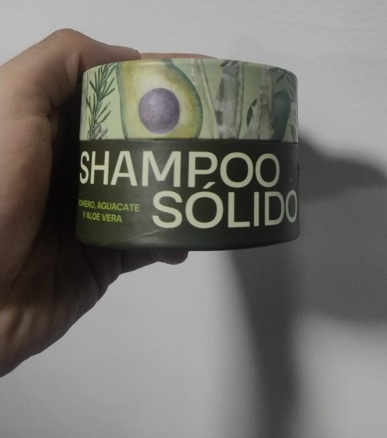 Customer photo review of Shampoo Solido - Aguacate, Aloe y Romero/ Cabello Graso