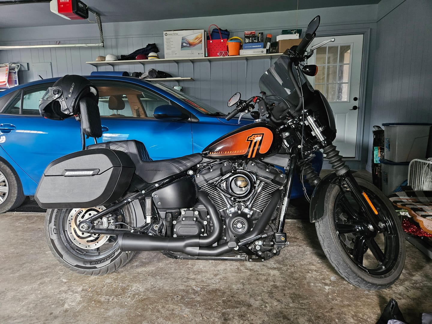 Customer photo review of 32L - Darkin Large Quick Mount Leather Wrapped Hard Saddlebags for Harley Softail Street Bob FXBB/S