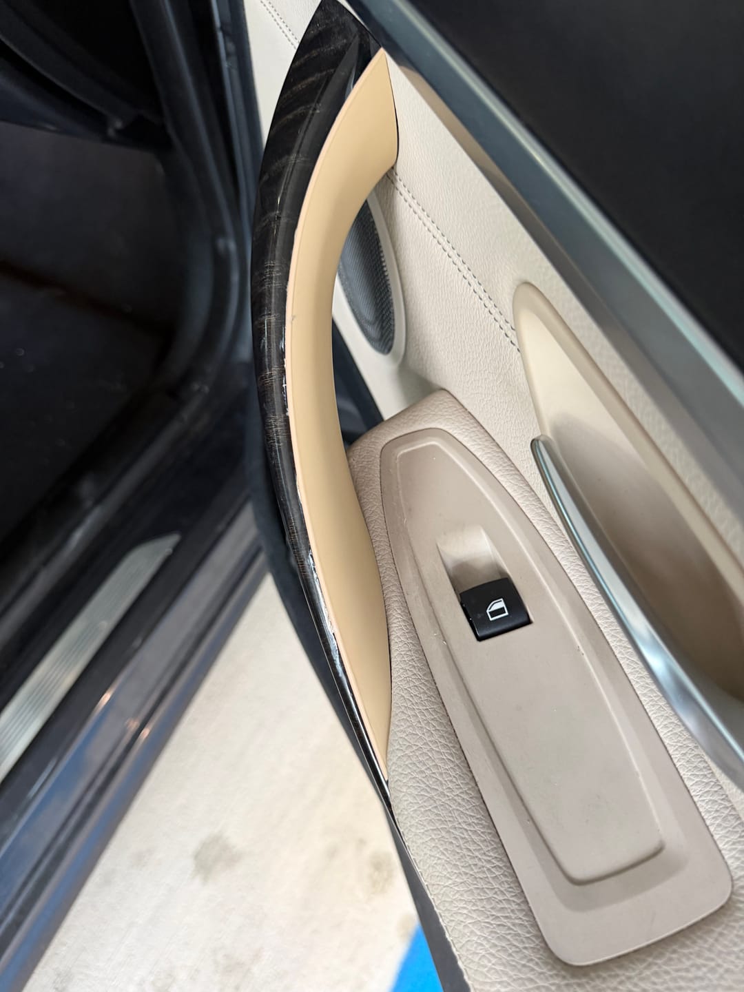 Customer photo review of Interior Door Handle Covers for BMW 3 & 4 Series – Fix Sticky Handles, No Disassembly | 2-Piece Set