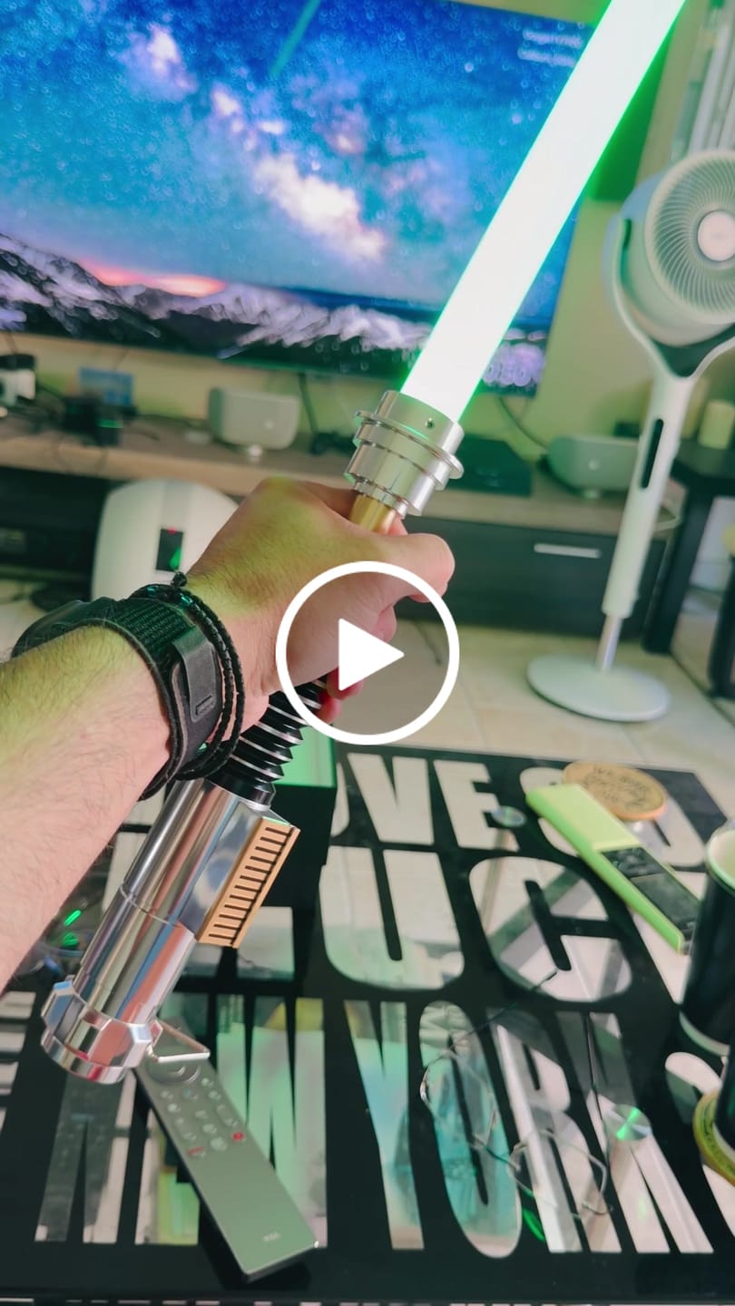 Customer video review of Thin Neck Saber - Model Luke