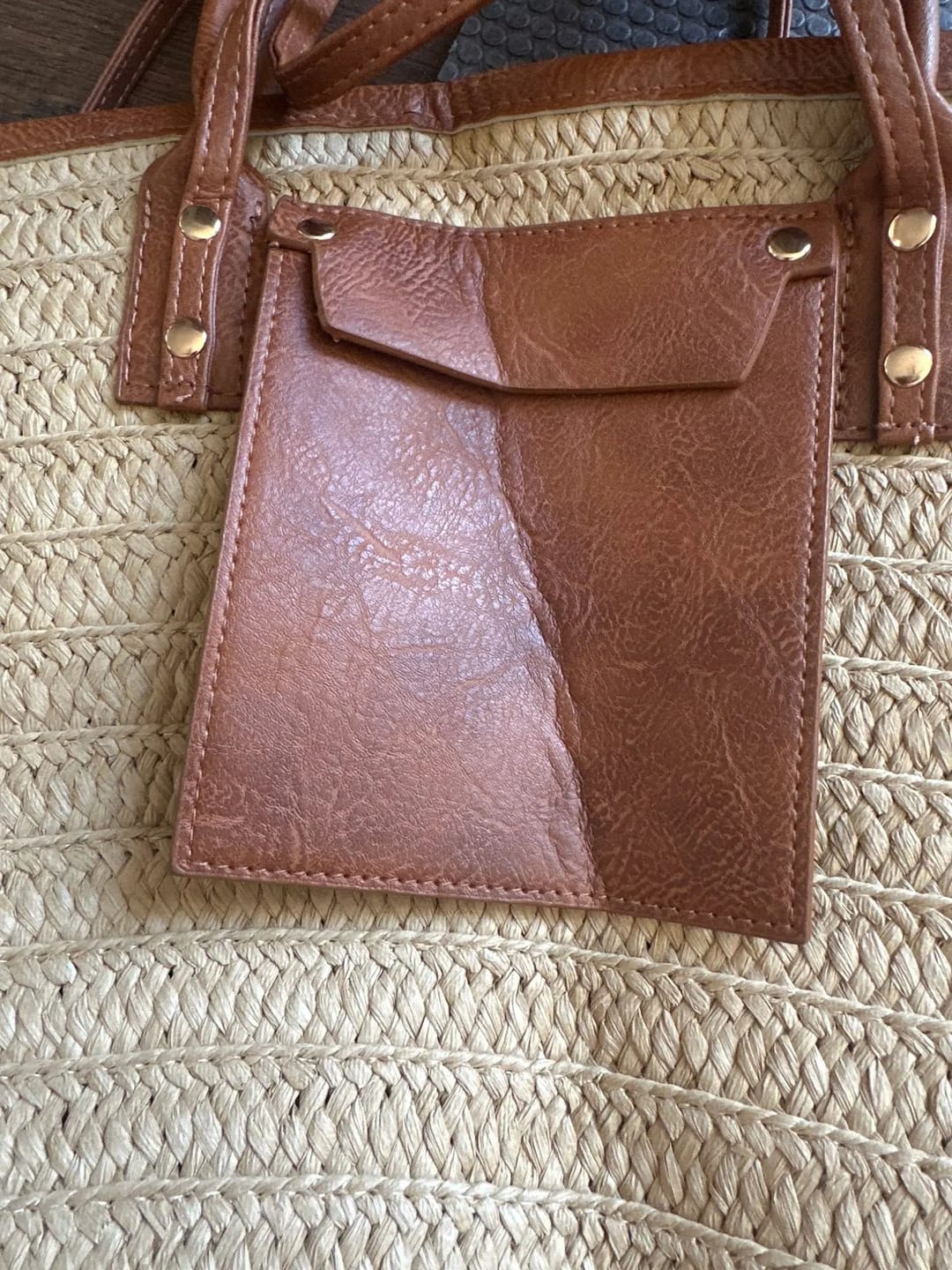 Customer photo review of Beatrice Forest Woven Single-Shoulder Tote