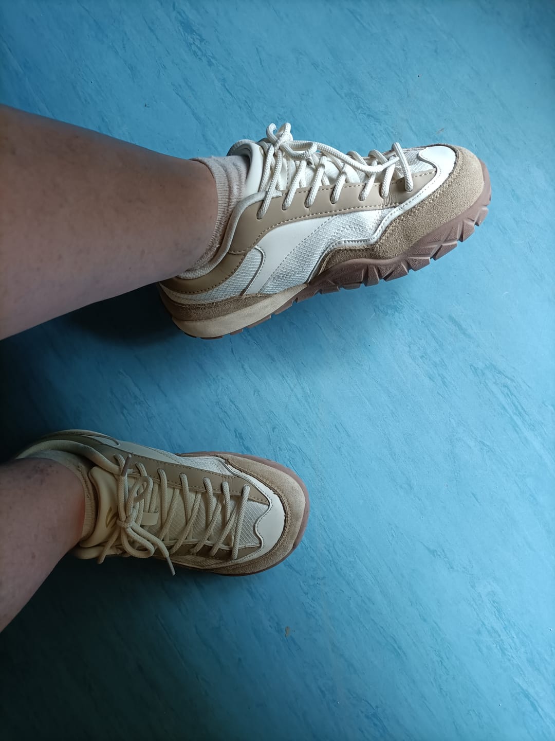 Customer photo review of Hollow -  Zapatos De Punta Ancha