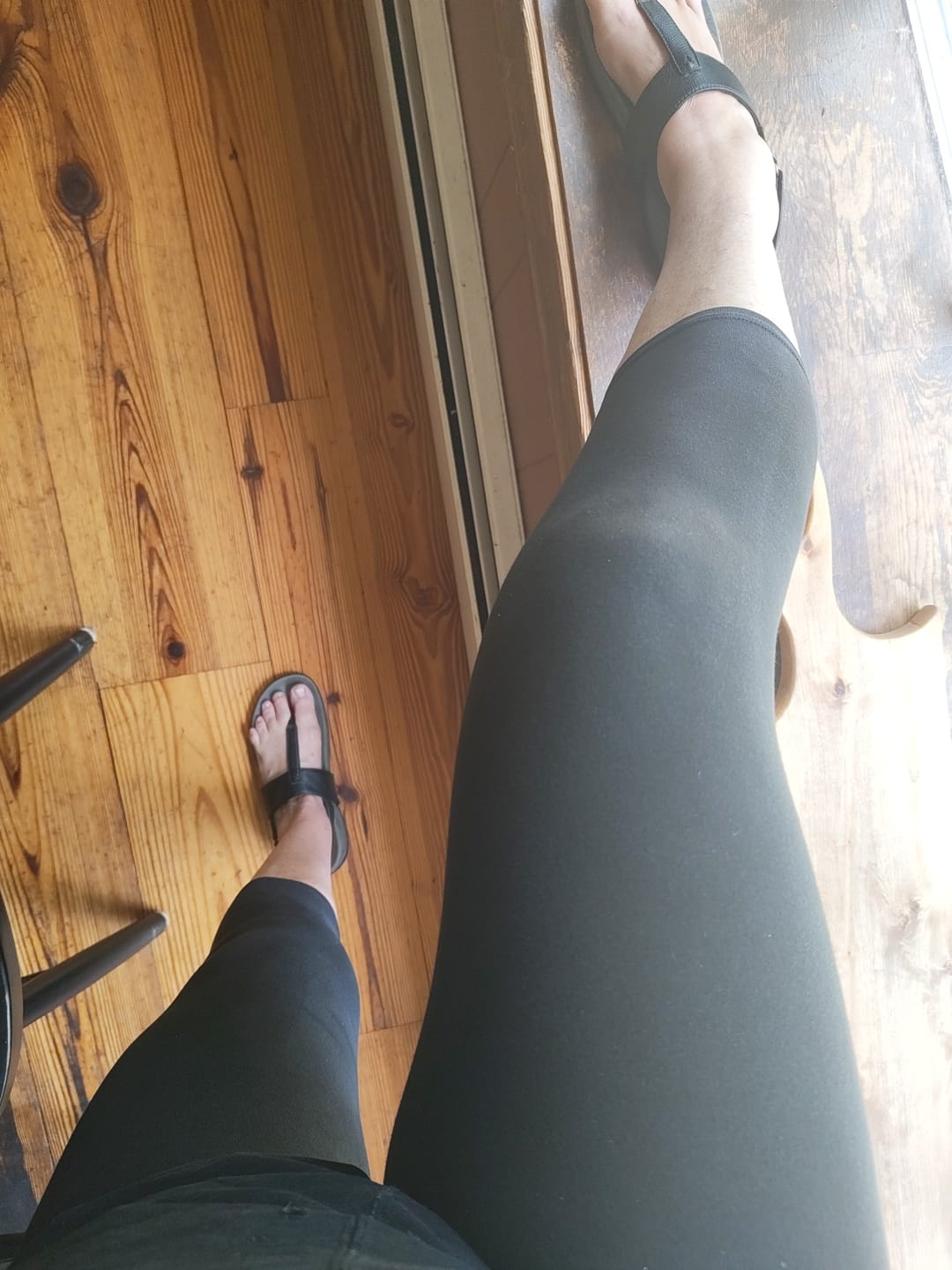 Customer photo review of PureFlex Organic Cotton Capri Leggings