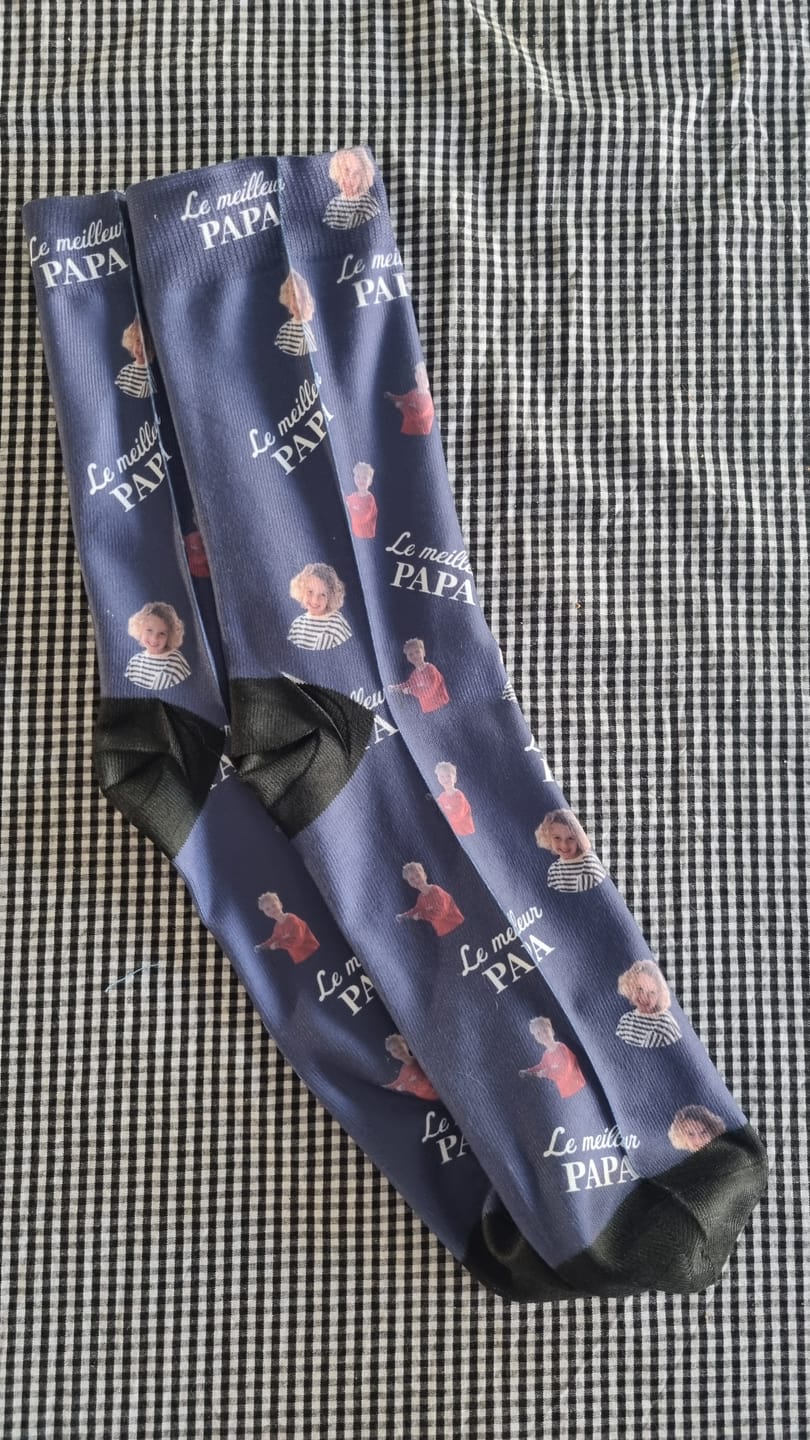 Customer photo review of Meilleur Papa - Chaussettes personnalisées pour parents et grands-parents