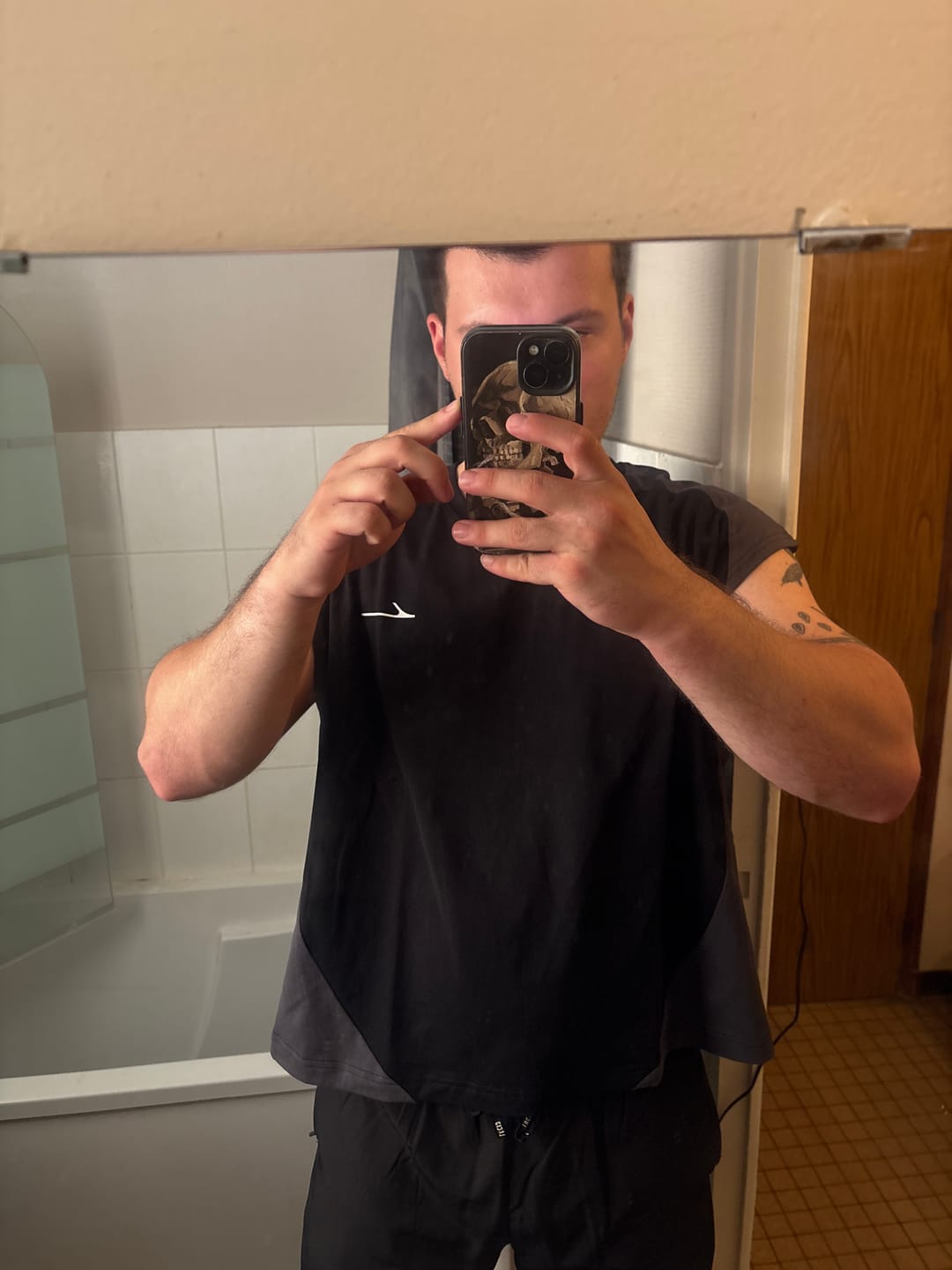 Customer photo review of Ventablack Cut Off