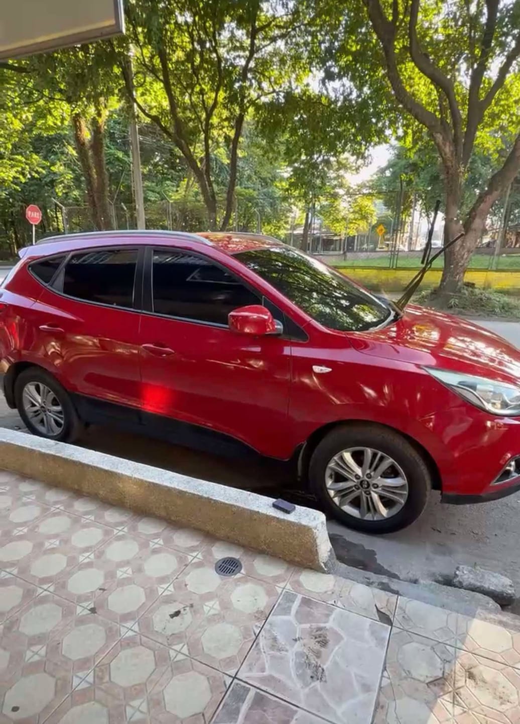 Customer photo review of PORCELNIZADO INSTANTANEO-DEVUELVE EL BRILLO ORIGINAL A TU VEHICULO