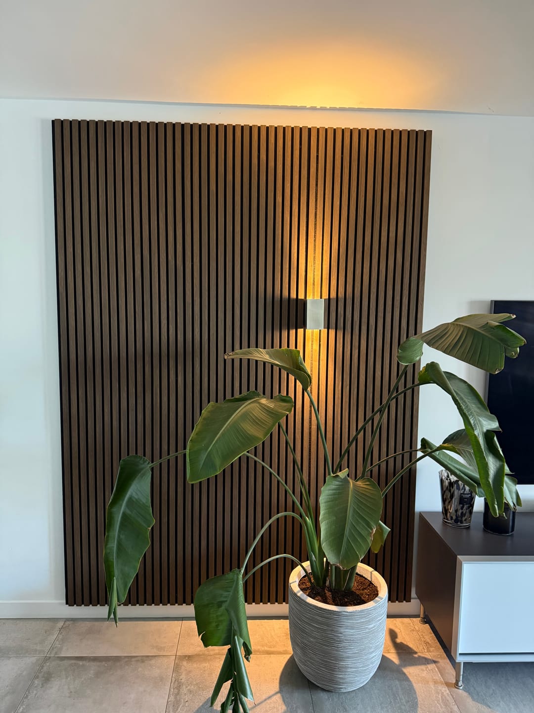 Customer photo review of AkuPanel Gerookt Eiken-Hout | 240cm x 60cm | 3-zijdig écht houtfineer