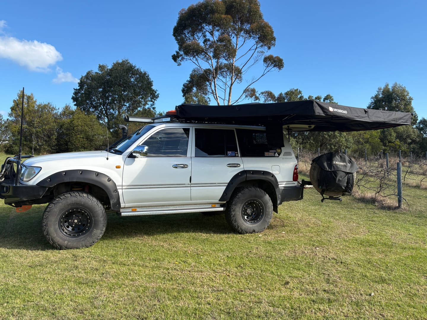 Customer photo review of OPENROAD  270 Free Standing Awning for Camping