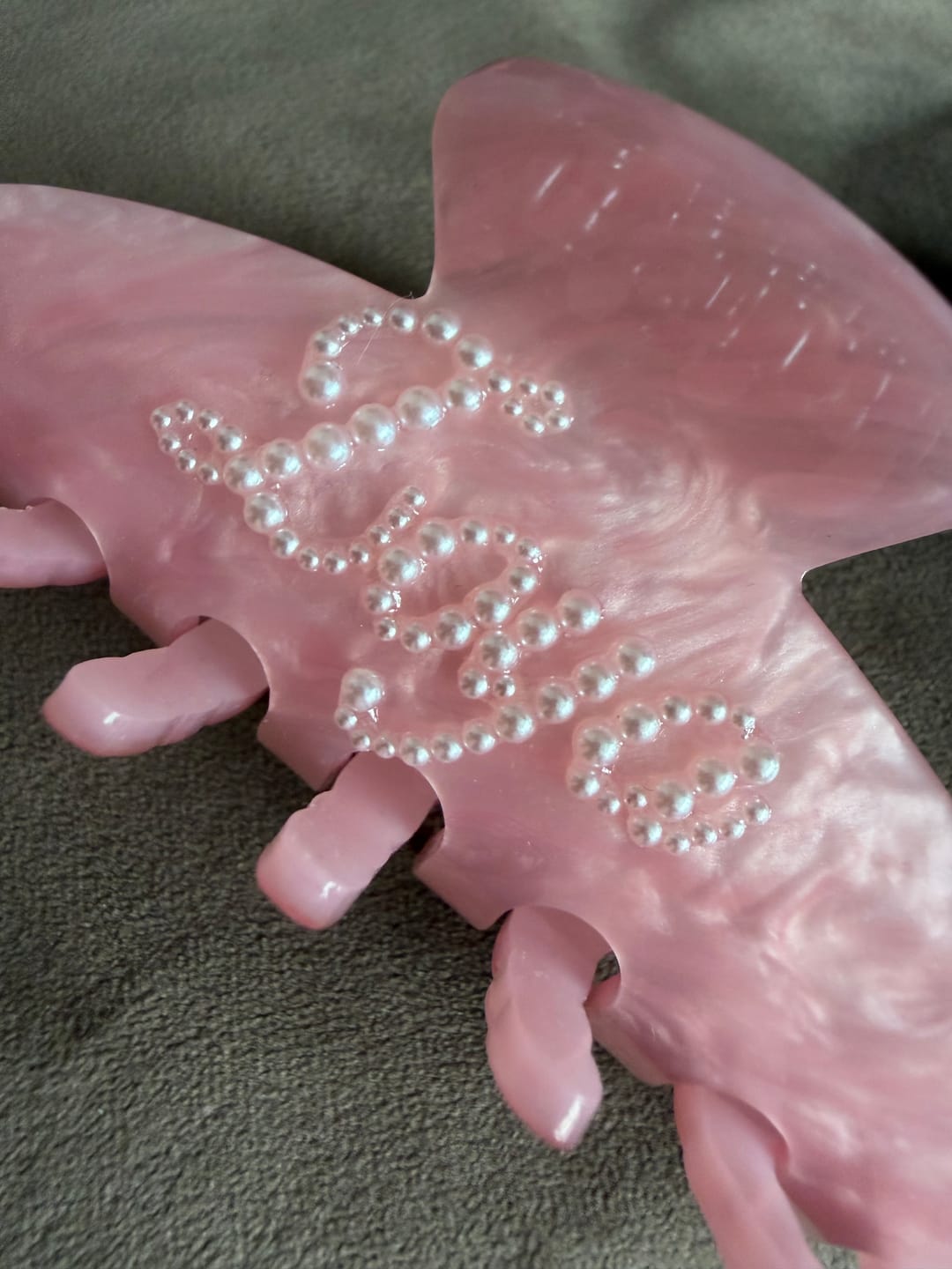 Customer photo review of Custom Hair Claw Clip