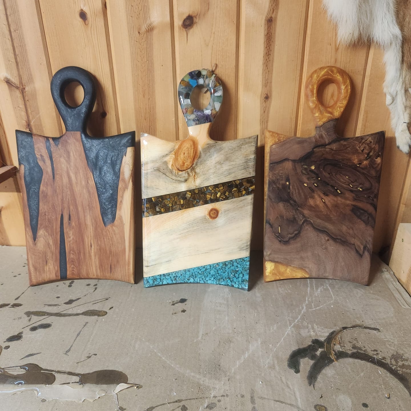 Customer photo review of 18x9.5x1" Flared Oval Handle Charcuterie Board Silicone Mold - Small Serving Board Mold