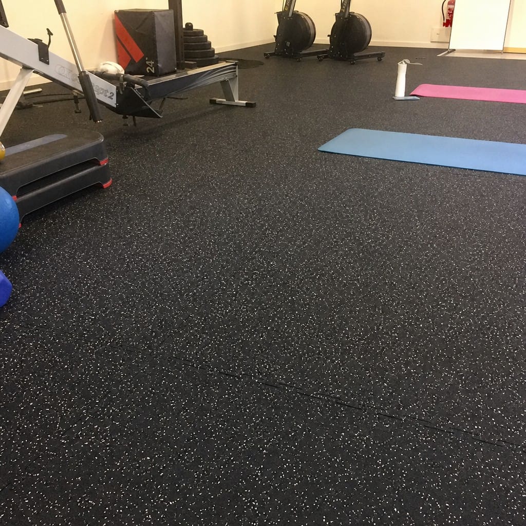 Customer photo review of 12mm Commercial Rubber Gym Tiles | 1m² Per Tile | Blue/Black & White/Black