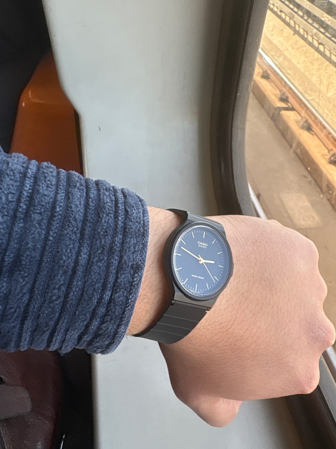 Customer photo review of Reloj Casio Vintage MQ-24-1ELDF Negro Flat