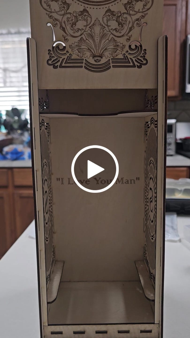 Customer video review of Wooden whisky bottle gift box set laser cut svg file