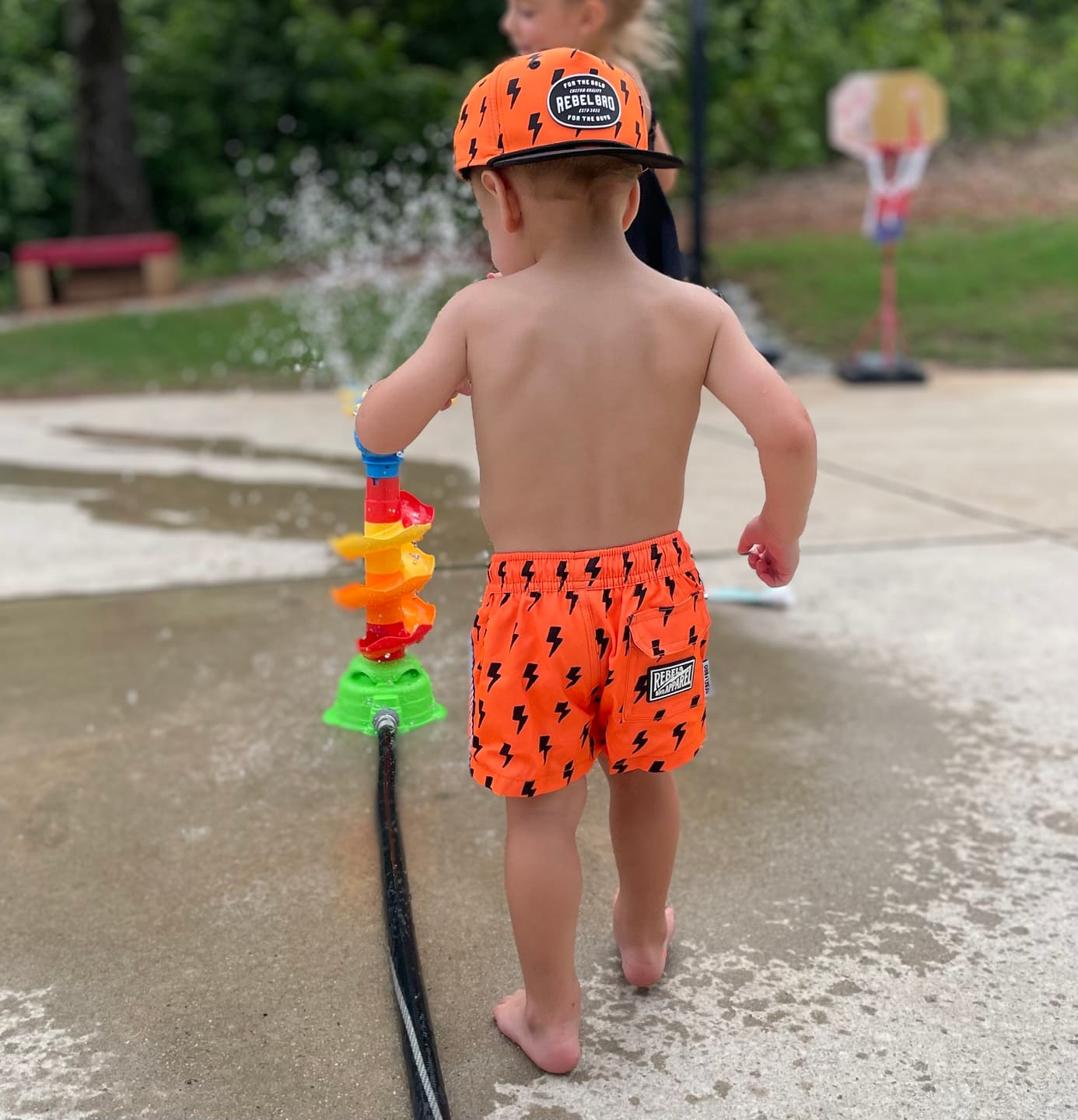 Customer photo review of Hydro Snapback in Neon Valencia x Jagger