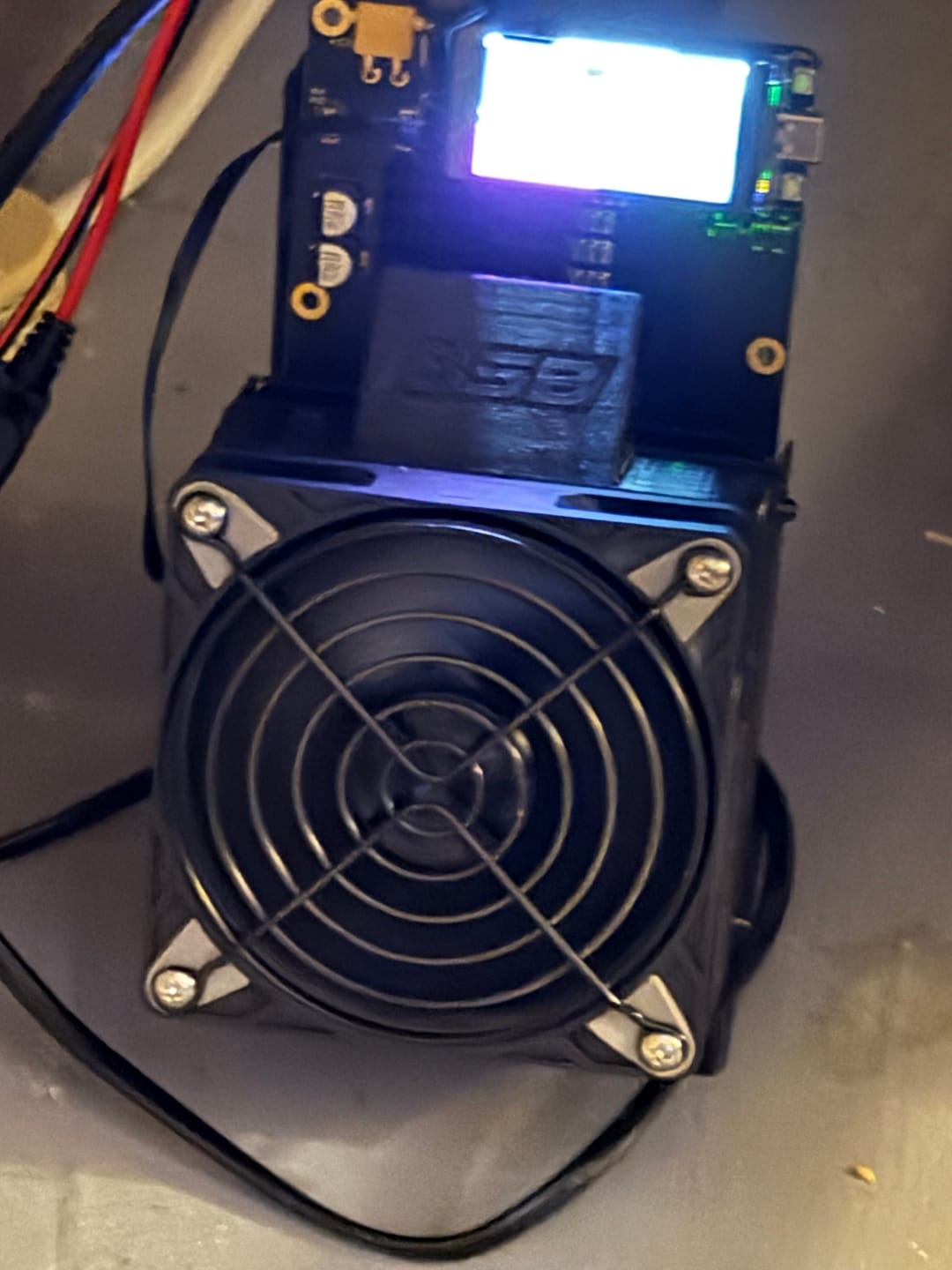 Customer photo review of NerdQaxe++ Rev 6.1 (6TH/s) NEW