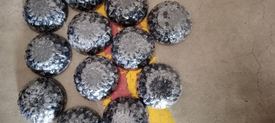 Customer photo review of Ayurvedic Jeevanam Black Detox Charcoal Soap for Face & Body (Get 1 Free Red Wine Soap)
