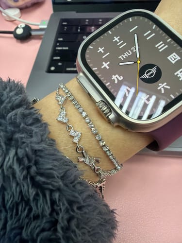 Customer photo review of Diana Bow Bracelet