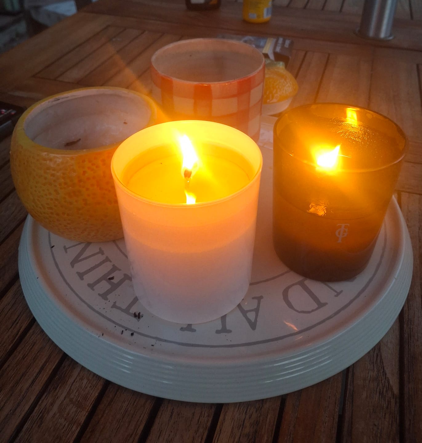 Customer photo review of Portobello Oud Classic Candle