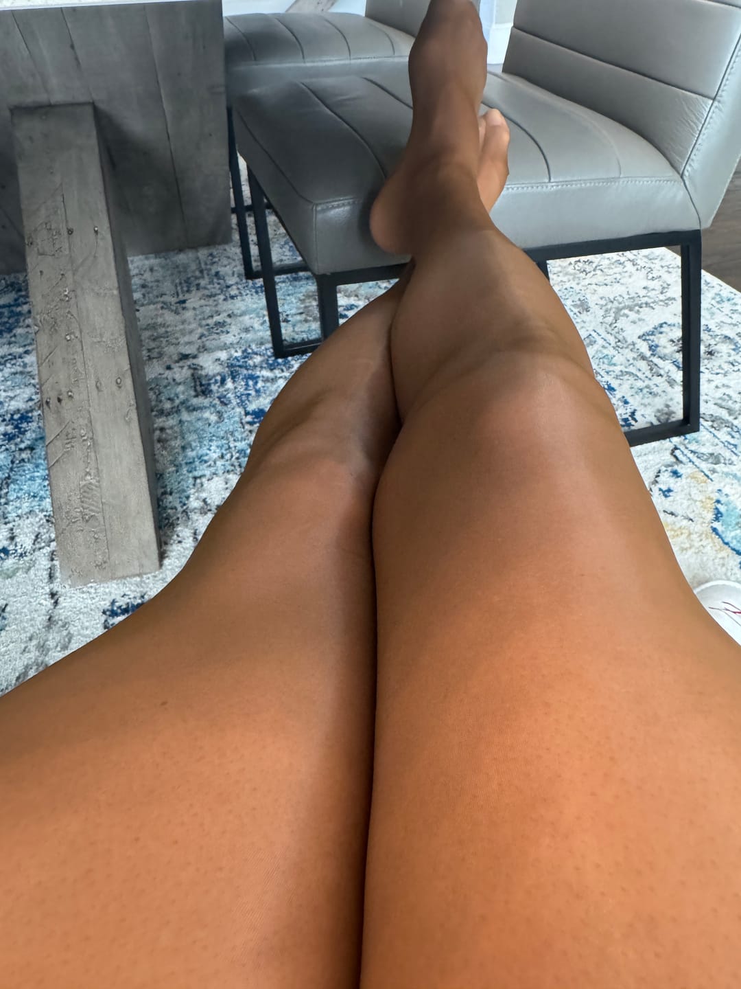 Customer photo review of PLAY - FREE HUGGING SEAMLESS TIGHTS  - GLOSS