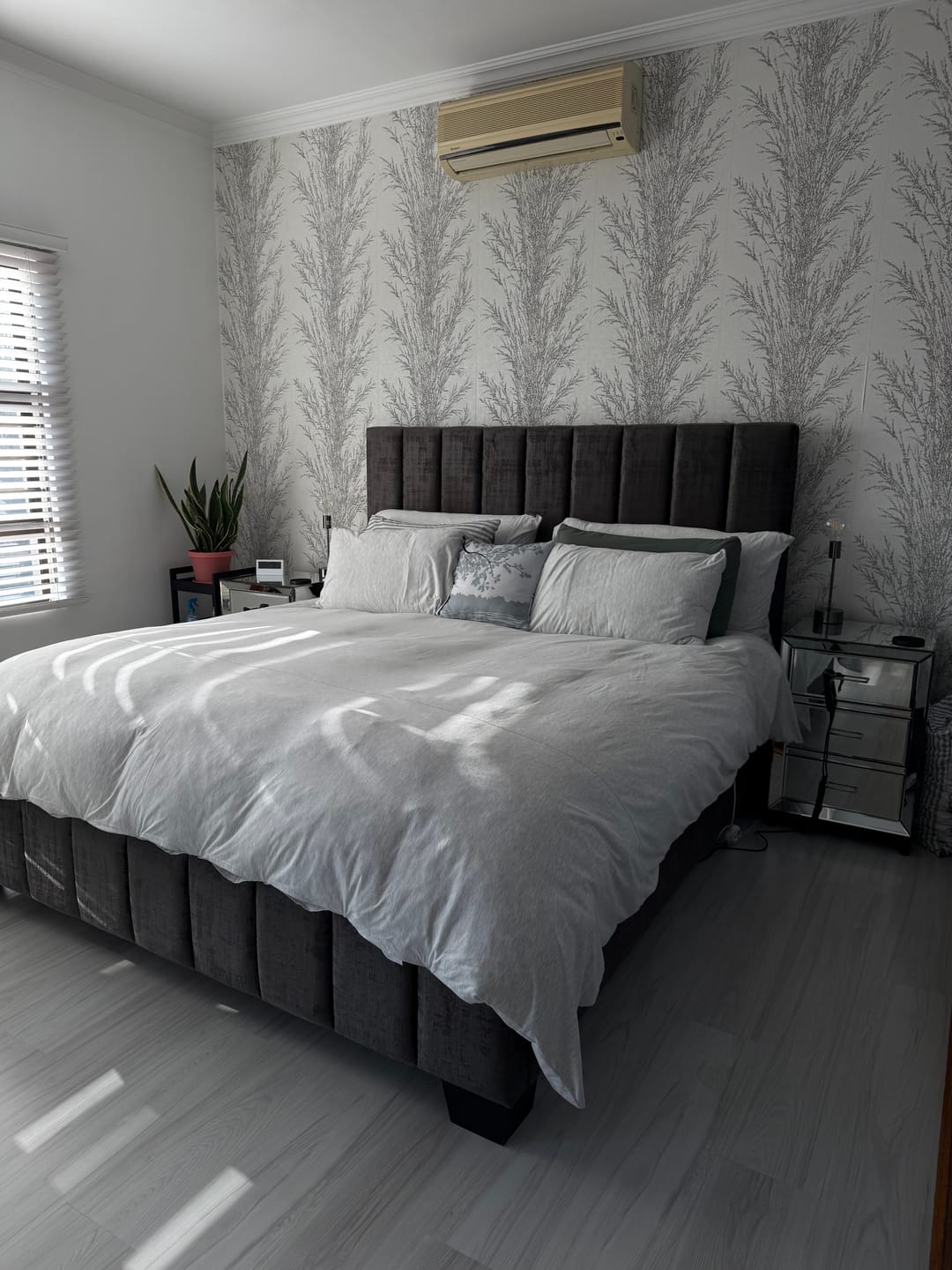 Customer photo review of Piped Pillowcase Set