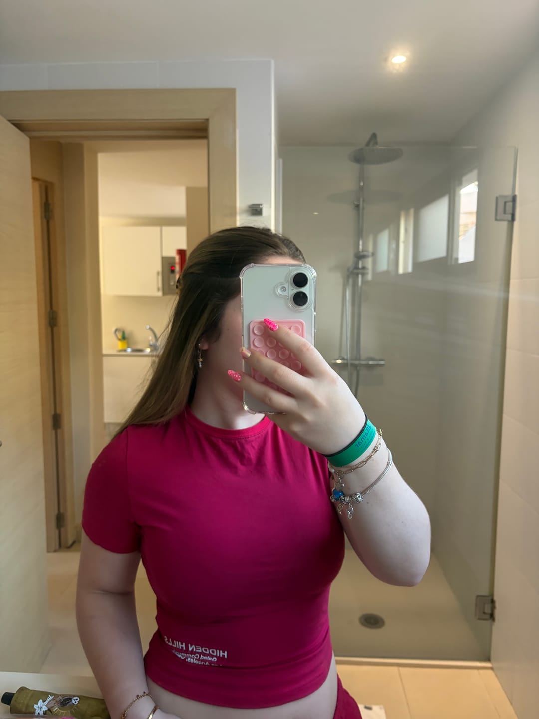 Customer photo review of LABEL T-SHIRT RASPBERRY RED