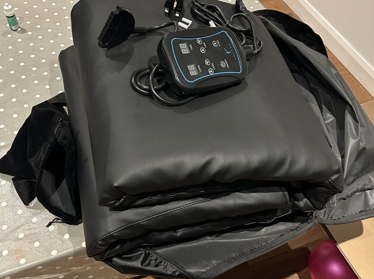 Customer photo review of Koanna® Infrared Sauna Blanket