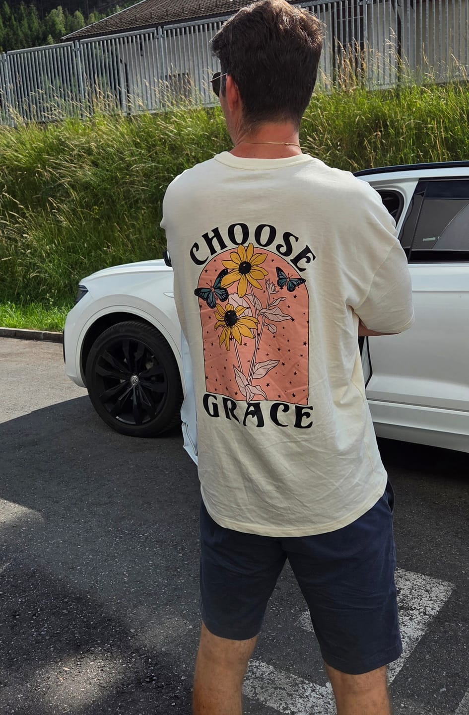 Customer photo review of Faith Streetwear Oversized Shirt BackPrint
