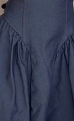 Customer photo review of Denim mini φόρεμα με έξω πλάτη