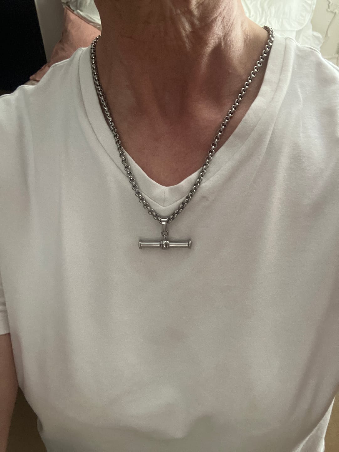 Customer photo review of XL T-Bar Necklace silver