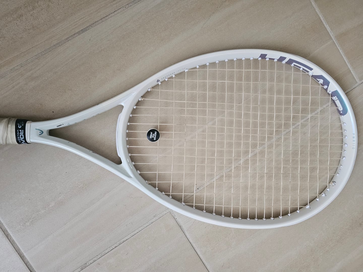 Customer photo review of Anti-Vibration Tennis ShockSorb Dampener - Single