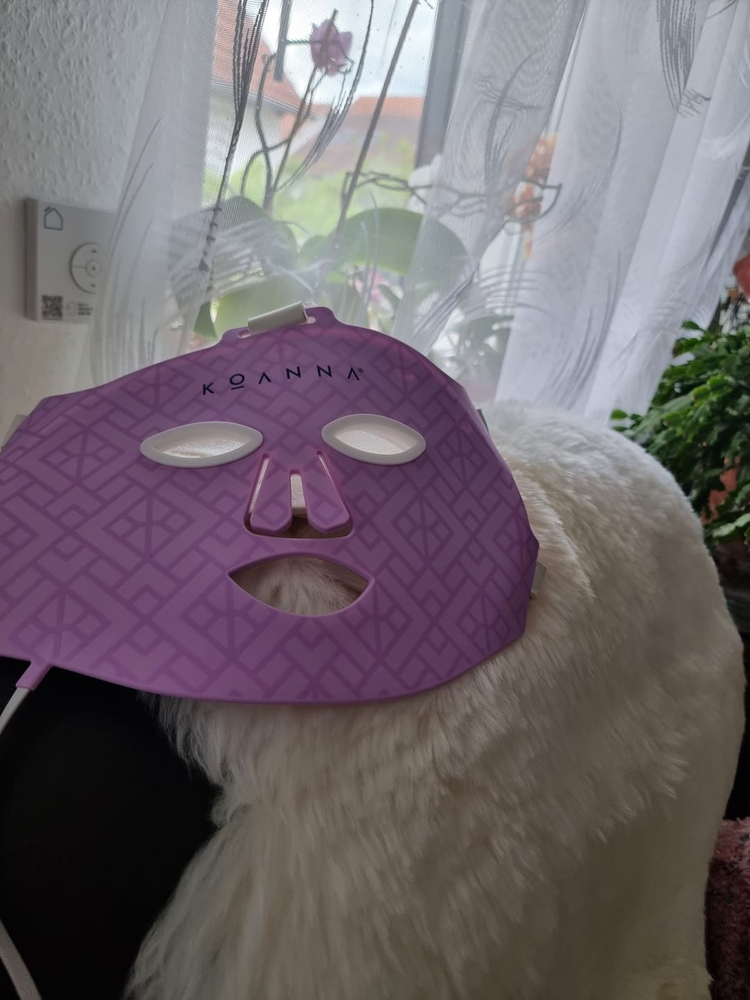 Customer photo review of Koanna® MultiGlo™ LED Light Therapy Mask
