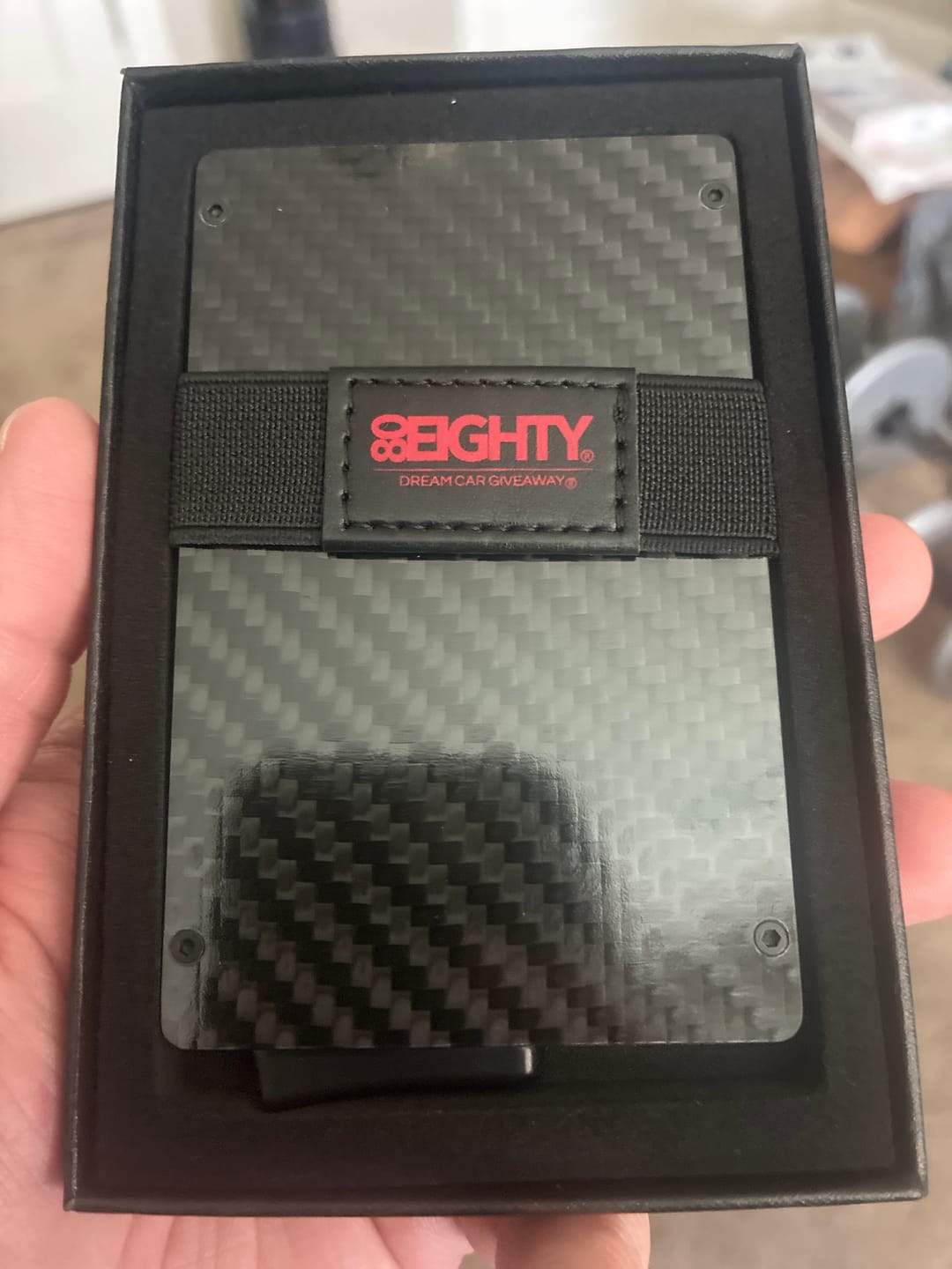 Customer photo review of 80Eighty® Minimalist Carbon Fiber Wallet