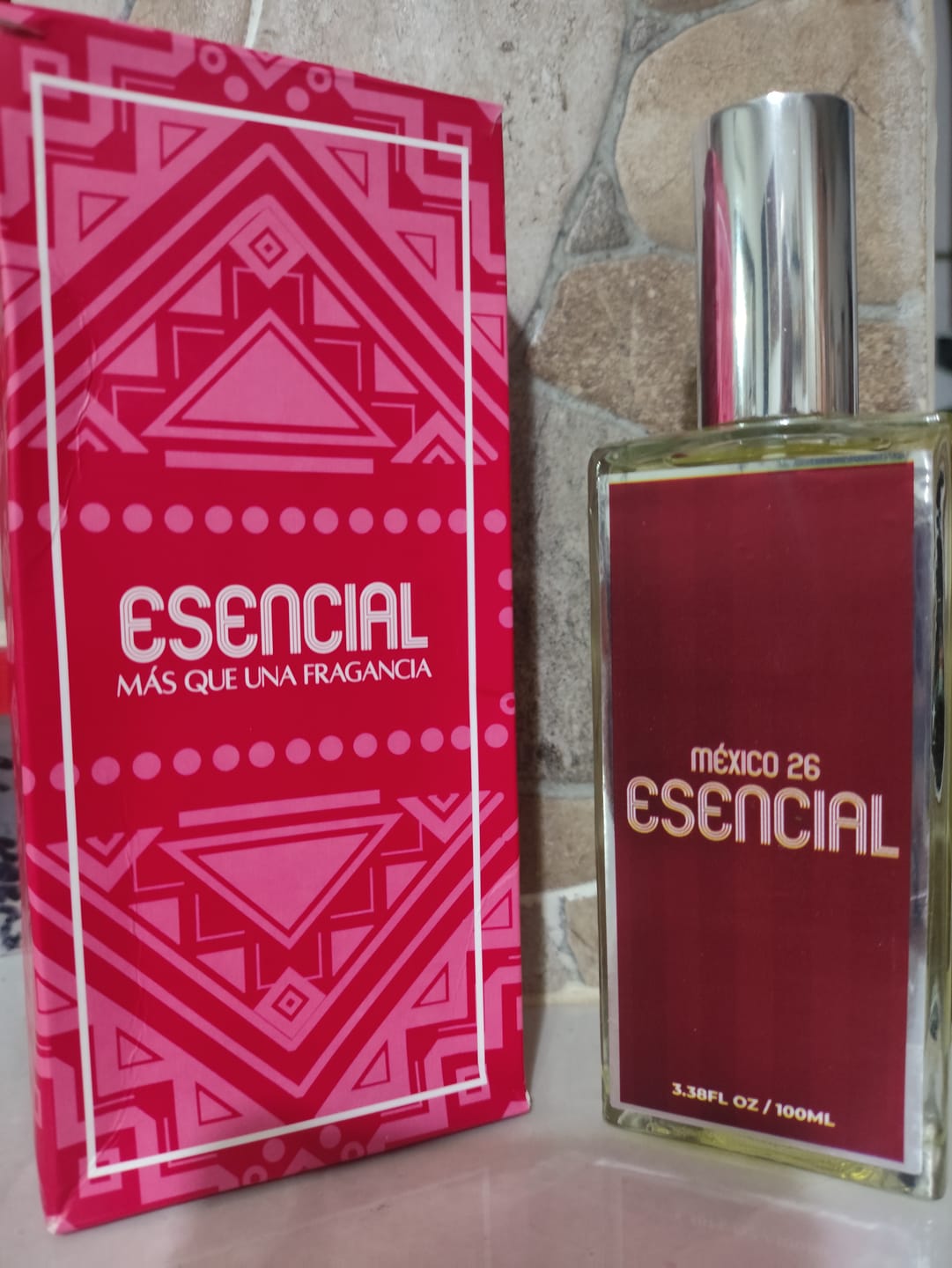 Customer photo review of M556 Inspirado en: La Bomba - Carolina Herrera