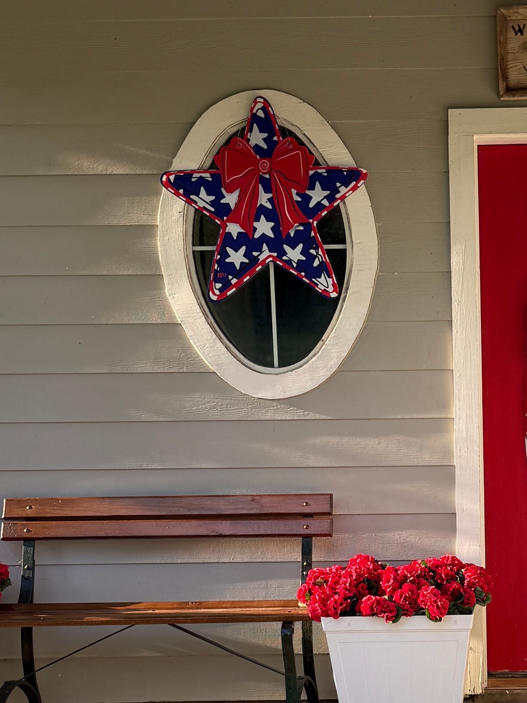 Customer photo review of Patriotic Star with Bow Door Hanger