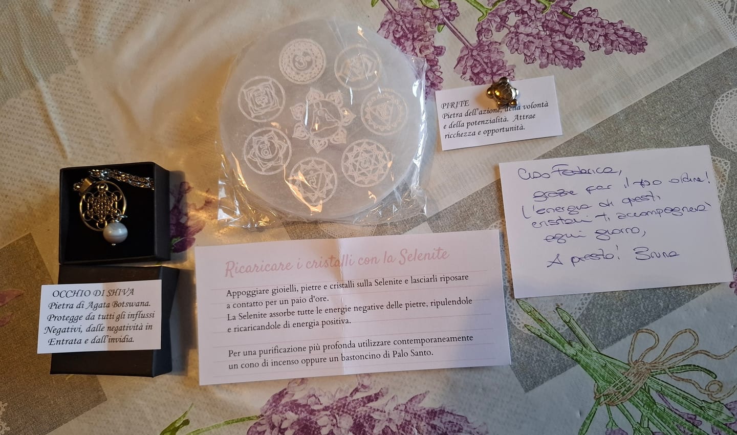 Customer photo review of Collana Occhio di Shiva e Cubo di Metatron: protezione da malocchi e invidia