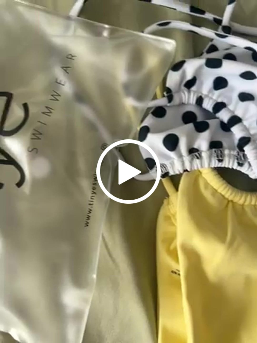 Customer video review of 003 Seamless Triangle Bikini Top - White Polka Dot