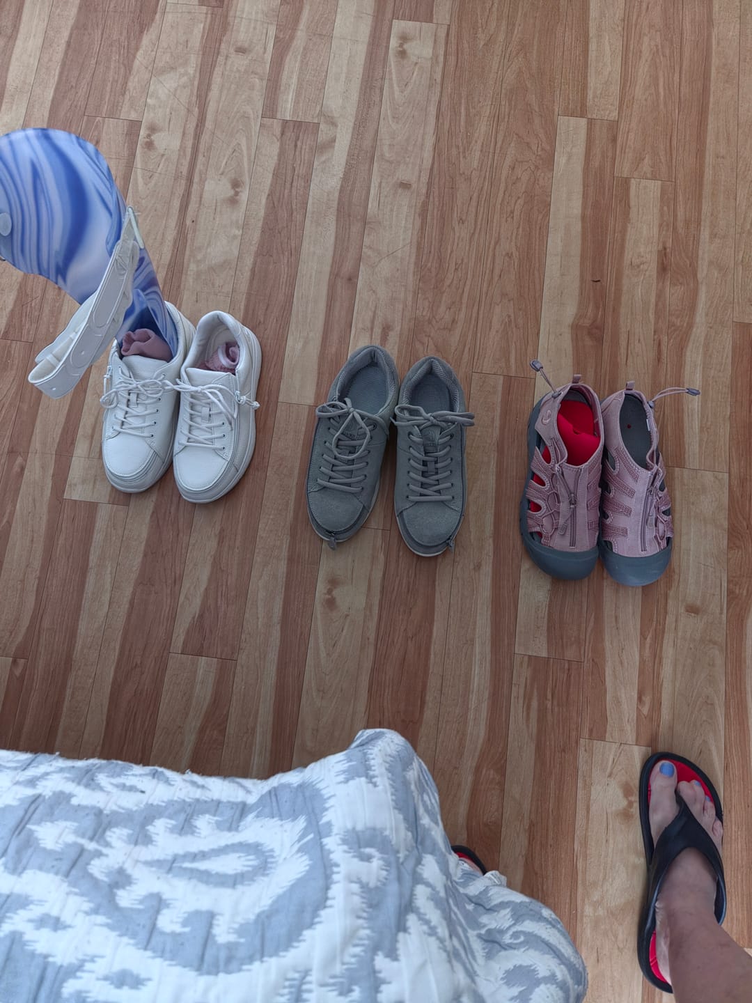 Customer photo review of Women's Blush BILLY River Sandals