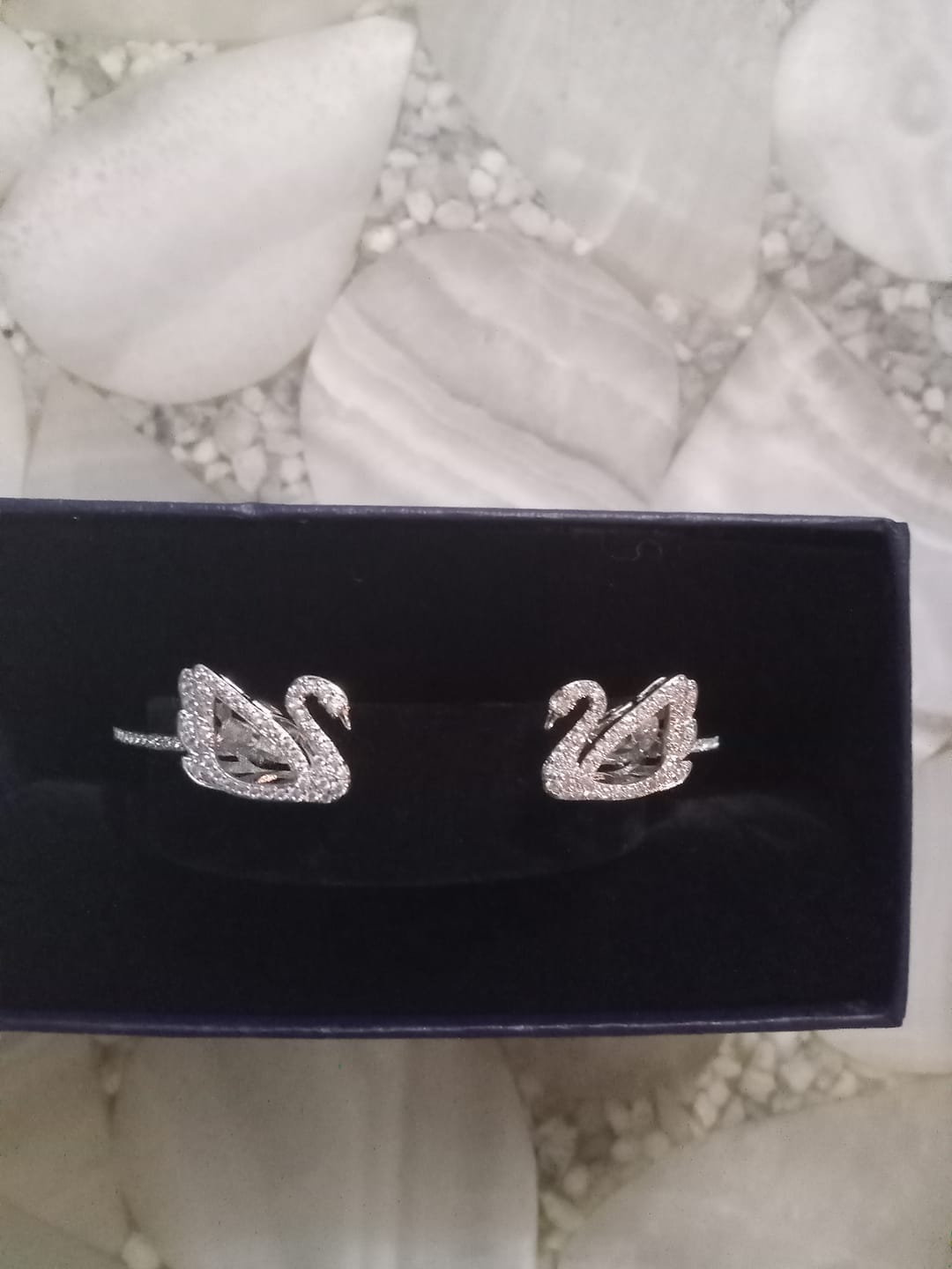 Customer photo review of PULSERA PAVE DANCING SWAN CISNE SWAROVSKI + KIT DE REGALO