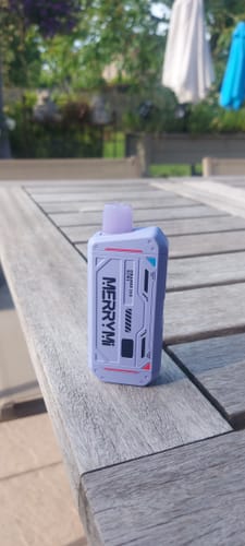 Customer photo review of Merry-Mi - M-Mecha 16K - Puffs / Disposable Vape