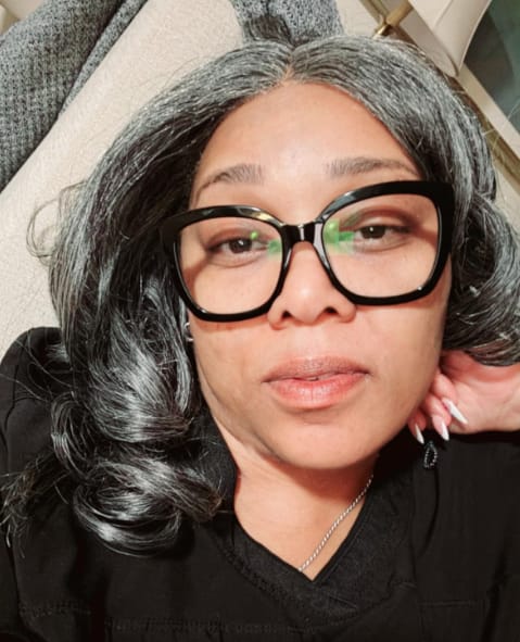 Customer photo review of Luvwin Salt & Pepper Layered Blowout Wave Beginner Friendly Glueless  Gray Wig 100% Human Hair