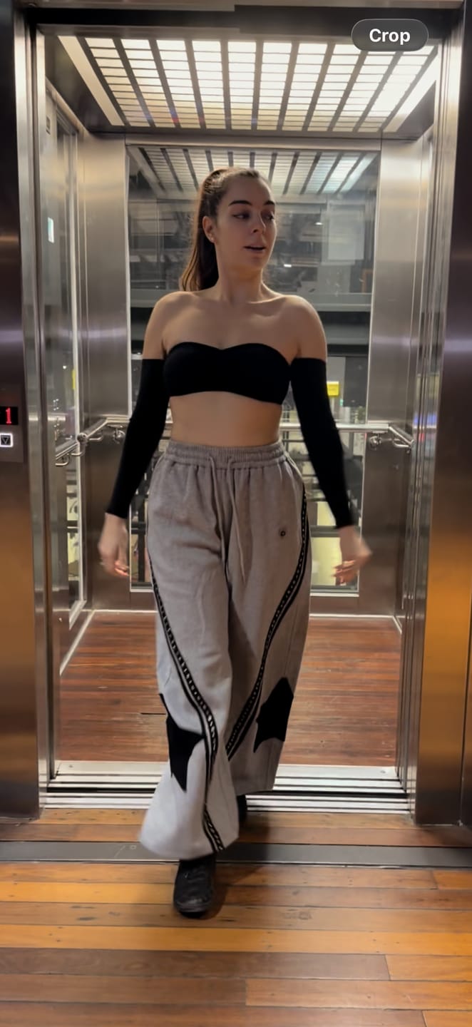 Customer photo review of Aelfric Eden Panel Baggy Barrel Sweatpants