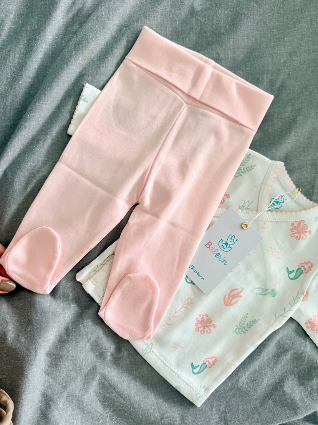 Customer photo review of Pantalón pretina ancha rosa