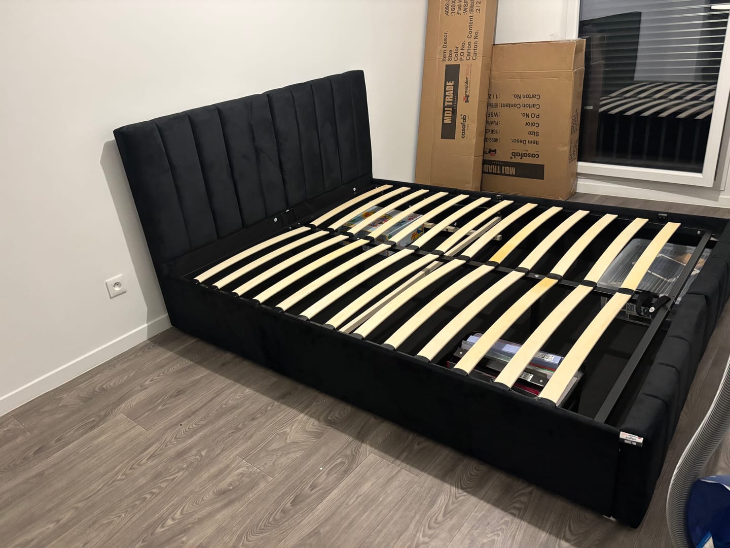 Customer photo review of Lit coffre design - CELINE
