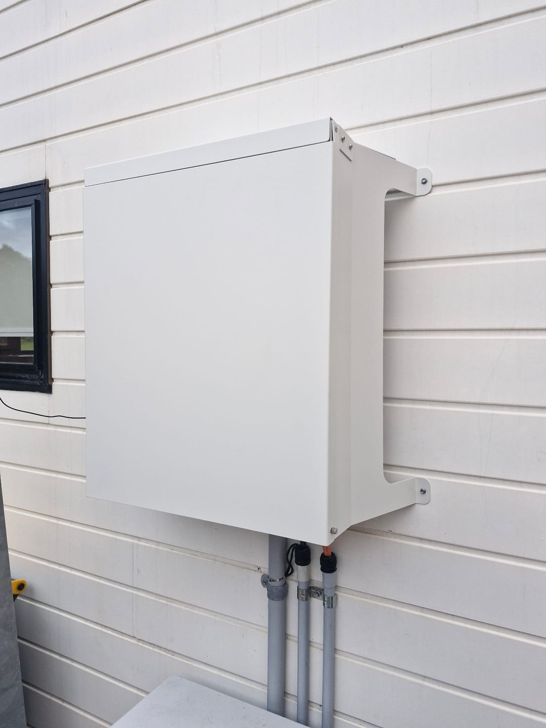 Customer photo review of Solar Inverter Cover