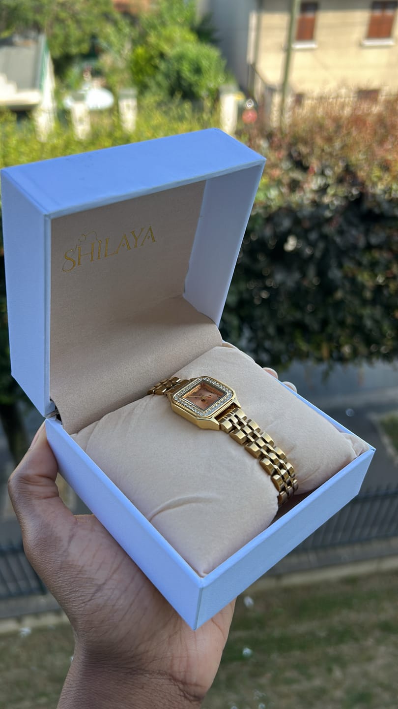 Customer photo review of LA MYKONOS MONTRE DORÉ AVEC CHIFFRES ARABES