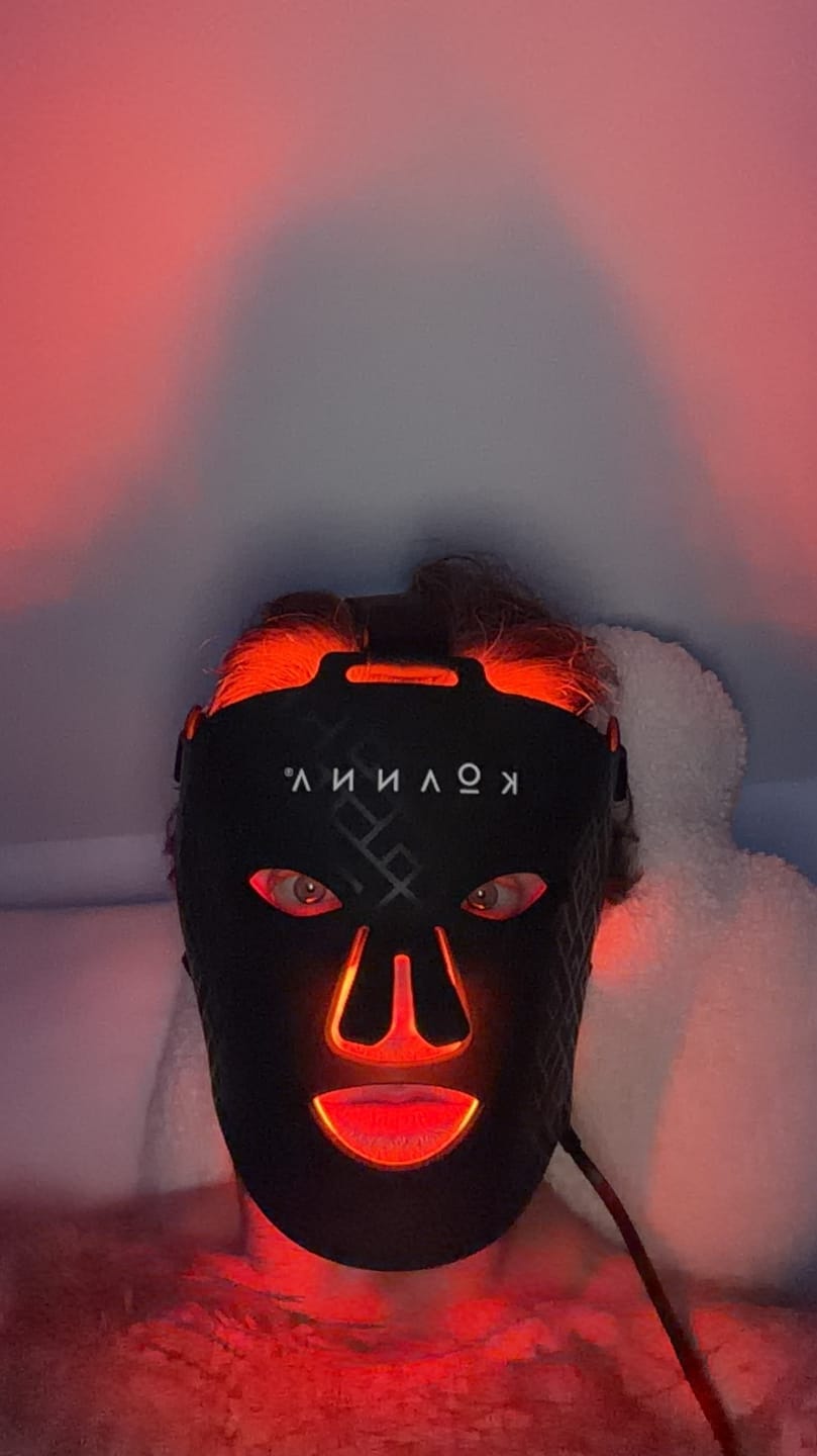 Customer photo review of Koanna® MultiGlo™ LED Light Therapy Mask