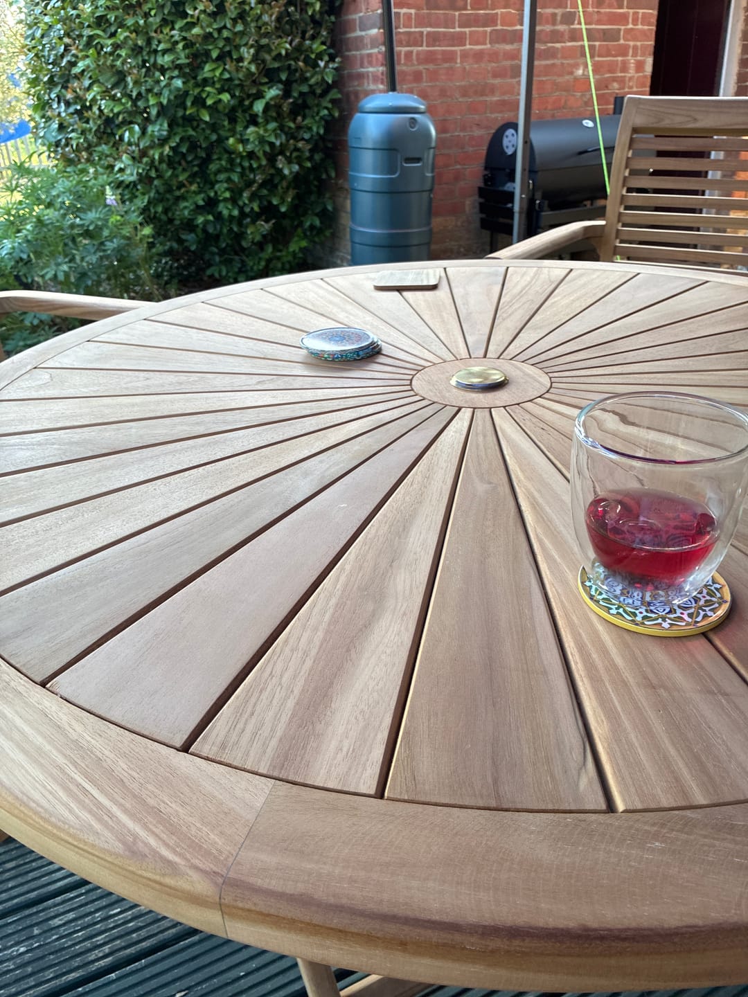 Customer photo review of Teak Garden Furniture Set 120cm Round Sunshine Table 4 x Oxford Stacking Chairs Cushions Included