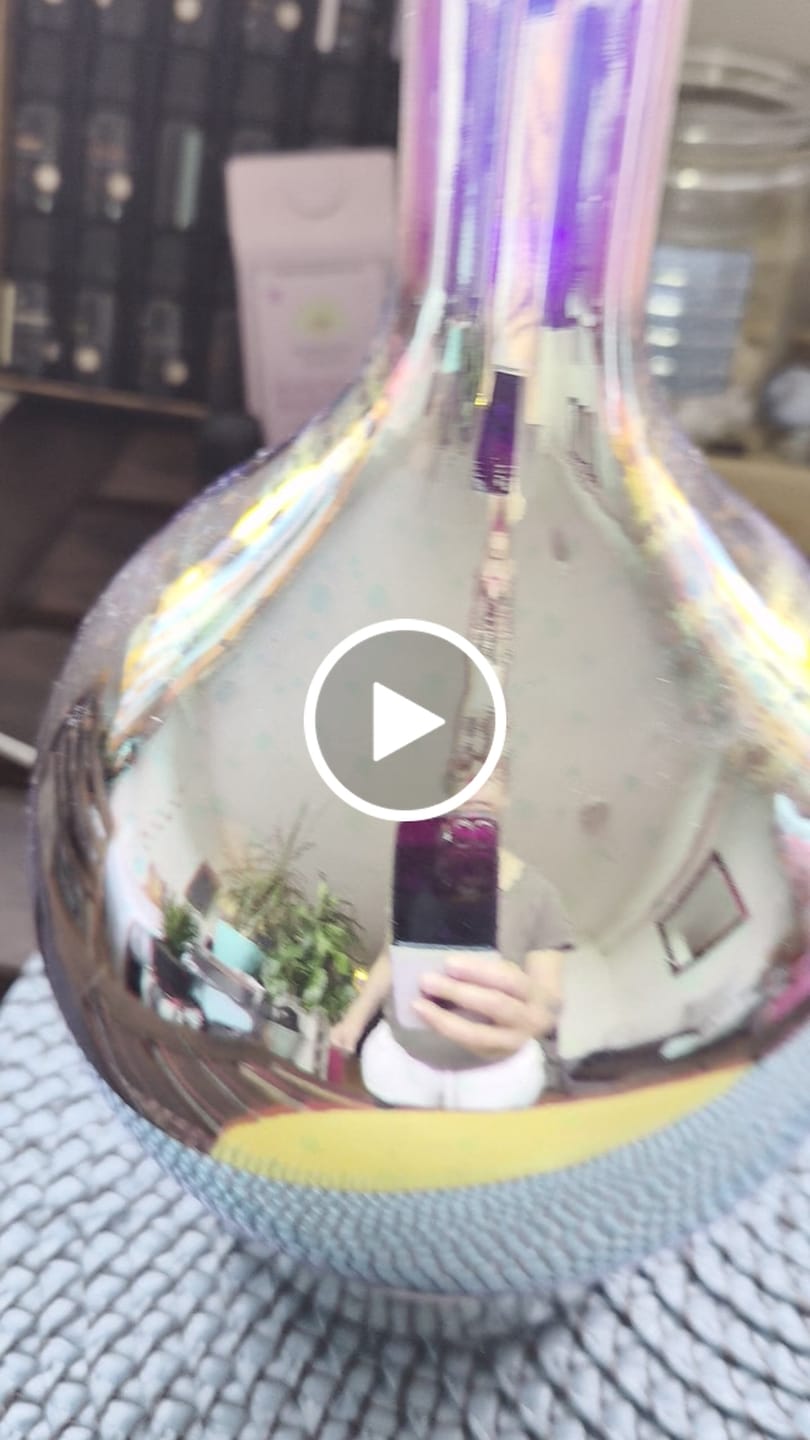 Customer video review of Oil Aroma Diffuser 3D Glass