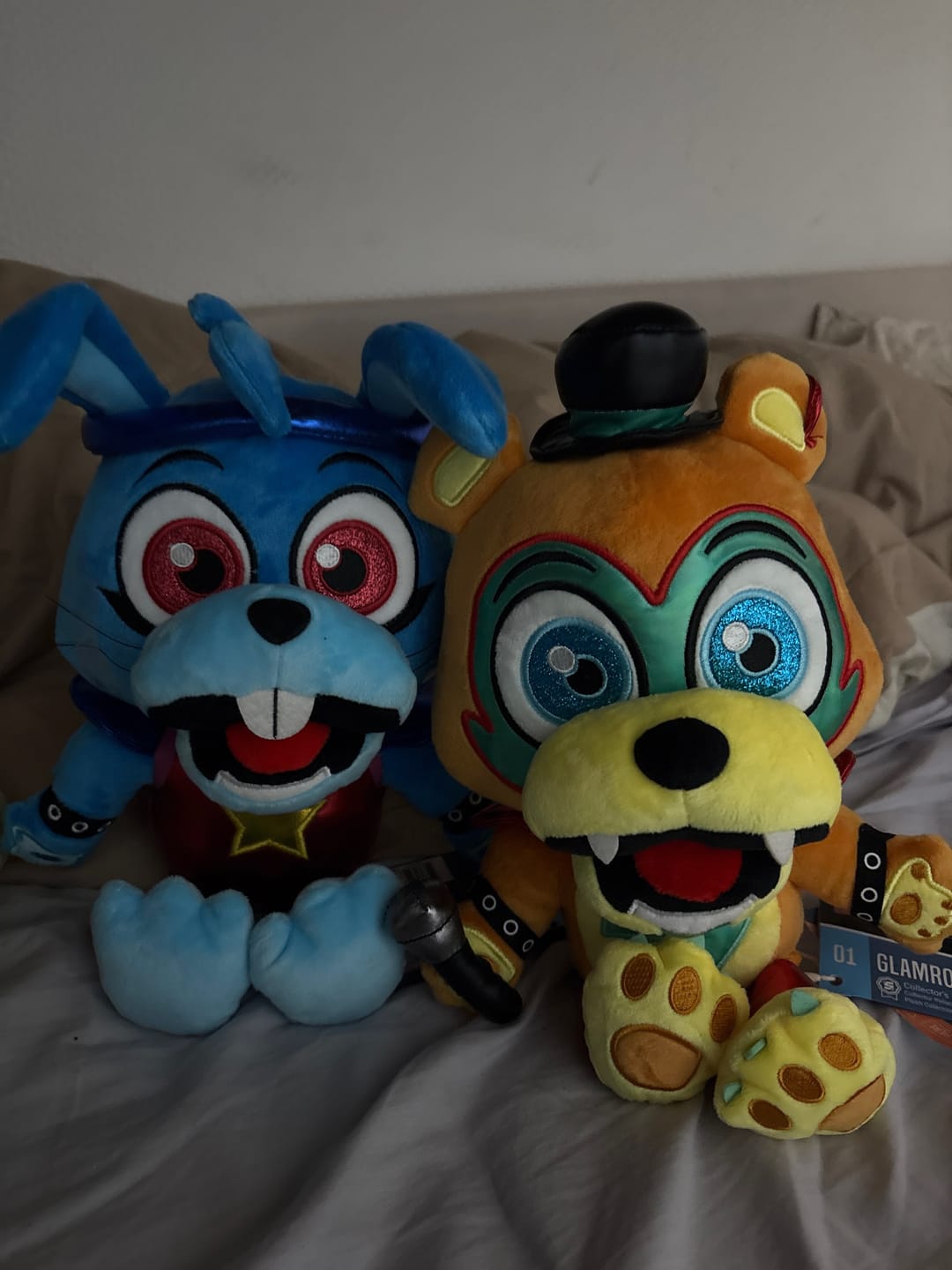 Customer photo review of Five Nights at Freddy's - Glamrock Bonnie Collector's Plush