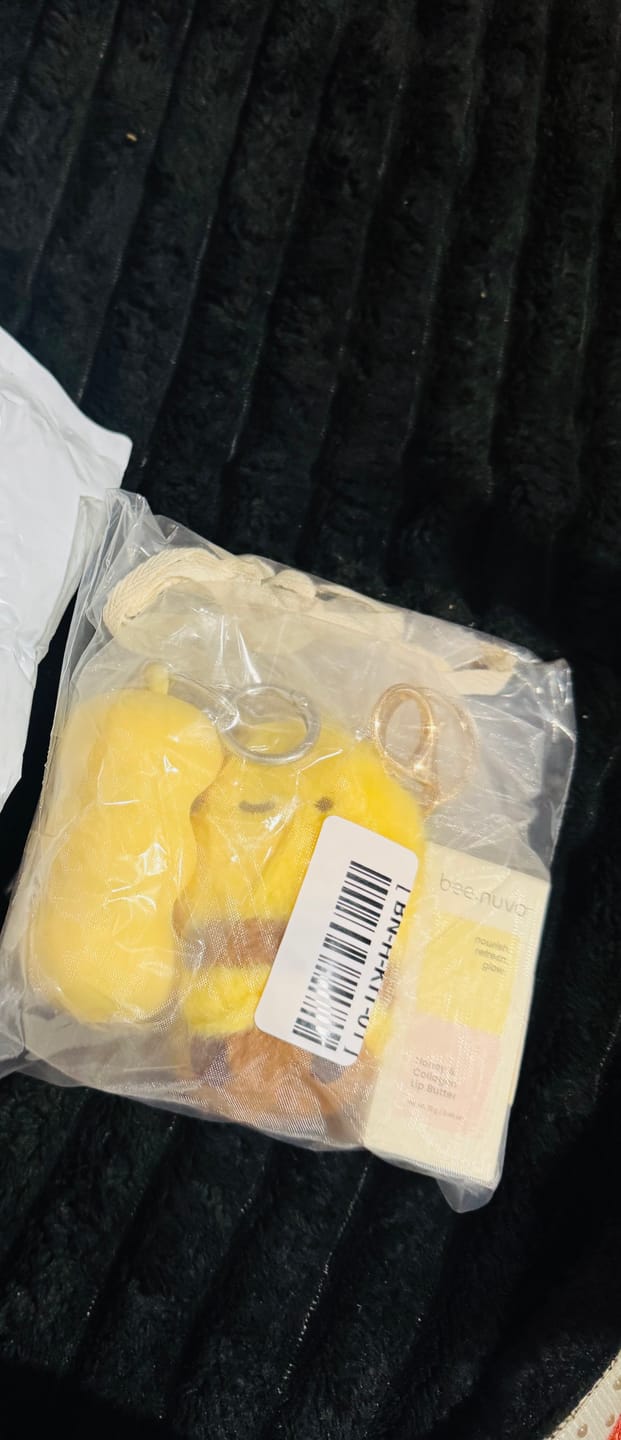 Customer photo review of honey & collagen lip butter